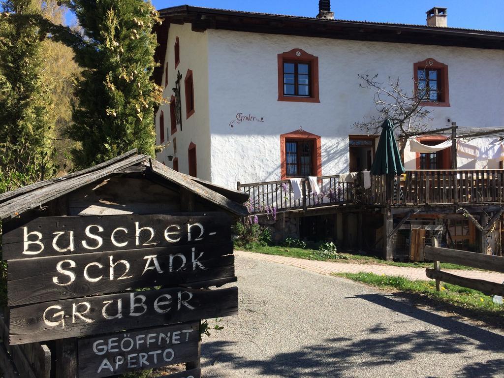 Gruberhof Villa San Genesio Atesino Bagian luar foto